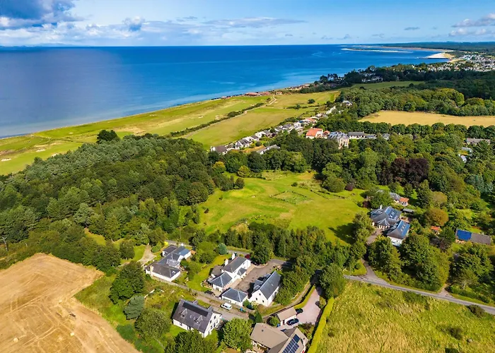 Sandown House