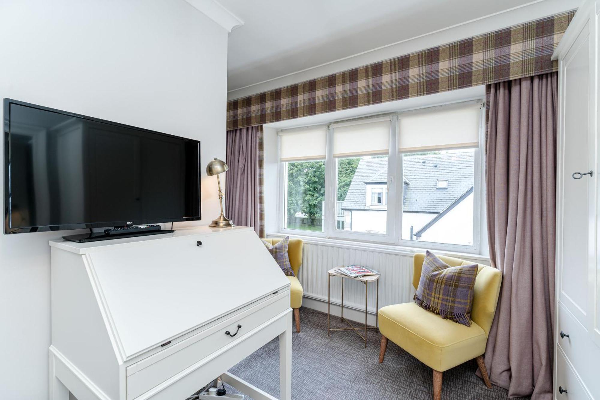 Sandown House 5*