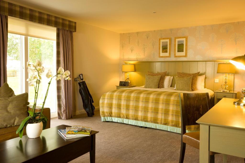 Sandown House